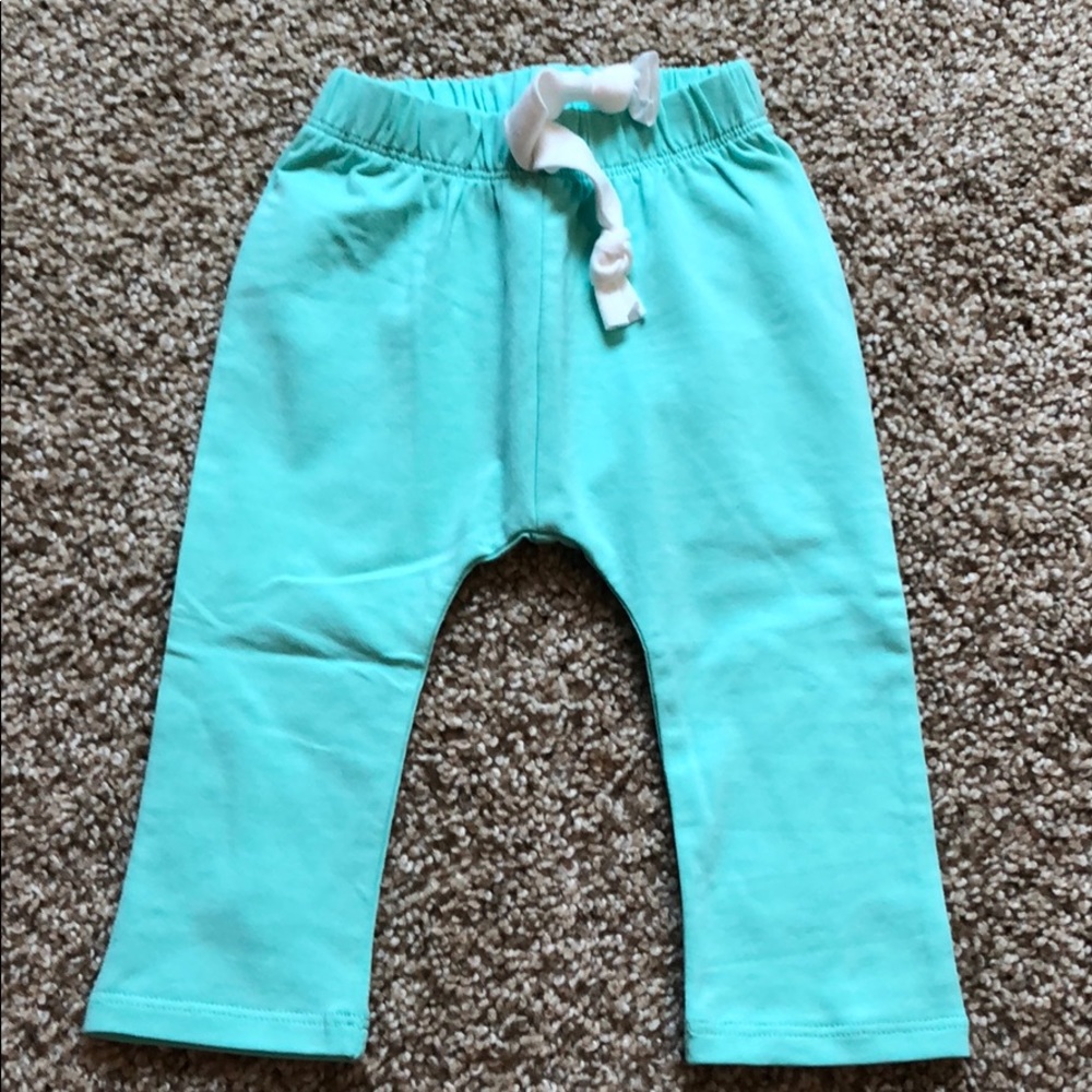 June and January 0/6 months Legging